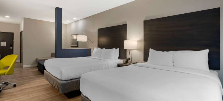舒适套房酒店(Comfort Suites Cincinnati University - Downtown)图片