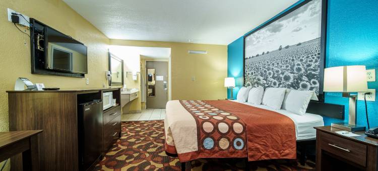 威奇托机场速8酒店(Super 8 by Wyndham Wichita Airport)图片