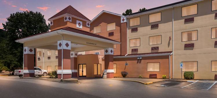 罗根贝斯特韦斯特酒店(Best Western Logan Inn)图片