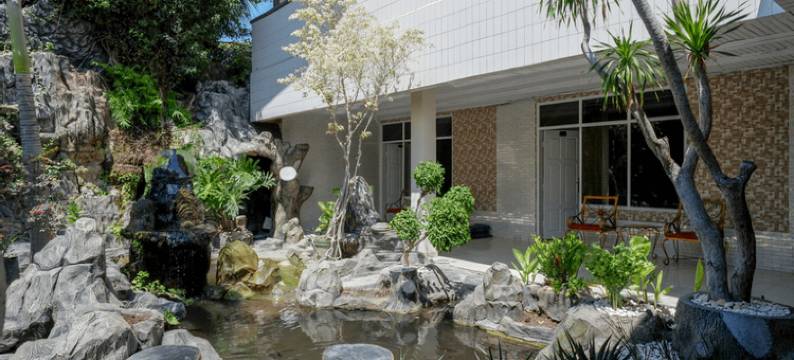 红门子Plus @ 阿拉木瑞亚酒店(RedDoorz Plus Syariah at Alam Raya Hotel)图片