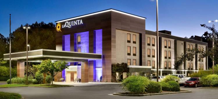 塞尔玛/史密斯菲尔德I-95拉昆塔温德姆套房酒店(La Quinta Inn & Suites by Wyndham Selma/Smithfield I-95)图片