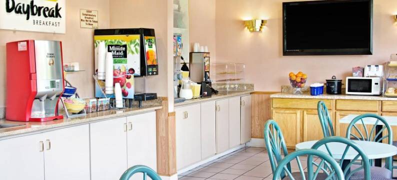 瓦尔特柏罗戴斯酒店(Days Inn by Wyndham Walterboro, SC)图片