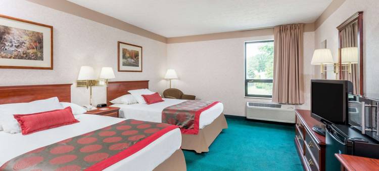 斯特拉斯堡多佛温德姆华美达酒店(Ramada by Wyndham Strasburg Dover)图片