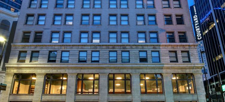 辛辛那提市中心万怡酒店(Courtyard Cincinnati Downtown)图片