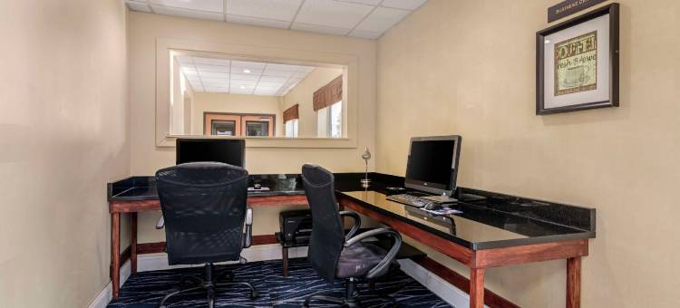 奥古斯塔公民中心贝斯特韦斯特优质酒店(Best Western Plus Augusta Civic Center Inn)图片