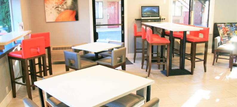 皮诺尔大学伯克利分校戴斯酒店(Days Inn by Wyndham Pinole Berkeley)图片