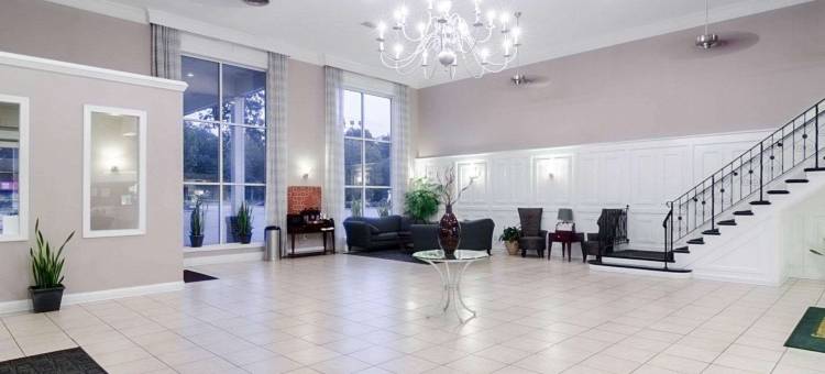 威廉斯堡中心罗德威套房酒店(Rodeway Inn & Suites Williamsburg Central)图片