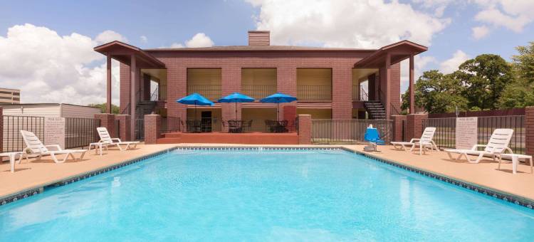 克利奇站戴斯酒店(Days Inn by Wyndham College Station University Drive)图片