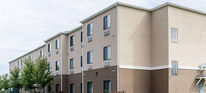 舒适套房酒店-劳伦斯大学城(Comfort Inn & Suites Lawrence - University Area)图片