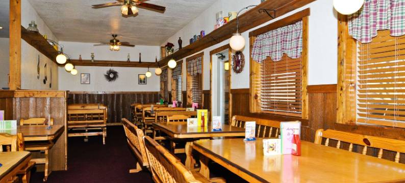 伯克利温泉贝斯特韦斯特SureStay Plus酒店(SureStay Plus Hotel by Best Western Berkeley Springs)图片