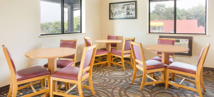 莱克星顿速8酒店(Super 8 by Wyndham Lexington VA)图片