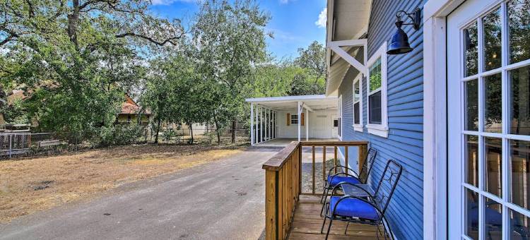 Renovated Family Cottage 1 Mi to Main St Shops!图片