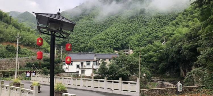 真妙坊特色民宿(枫茶线2号分店)图片