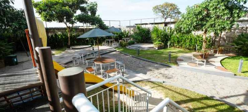 Hotel Dhika Serenity Surabaya图片