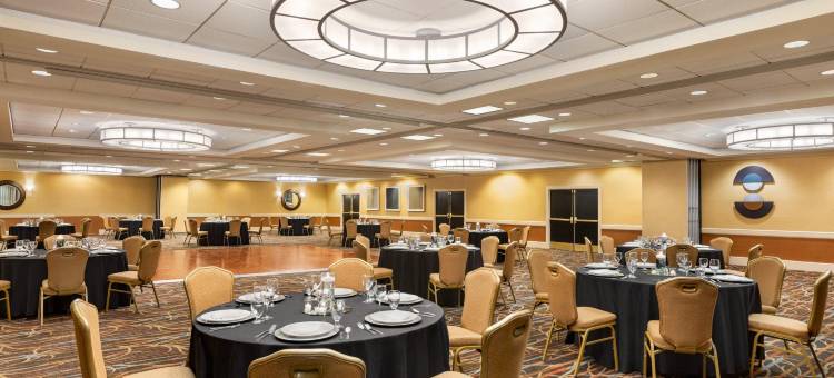 Holiday Inn 盖瑟斯堡(Holiday Inn GAITHERSBURG by IHG)图片