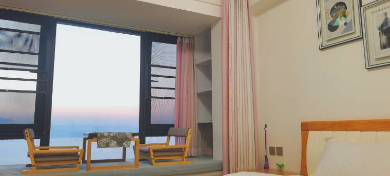 憨墅林观湖房民宿(澄华线1号分店)图片