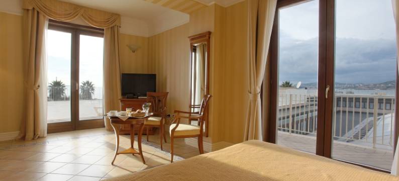 狄俄斯库湾宫殿酒店(Dioscuri Bay Palace)图片