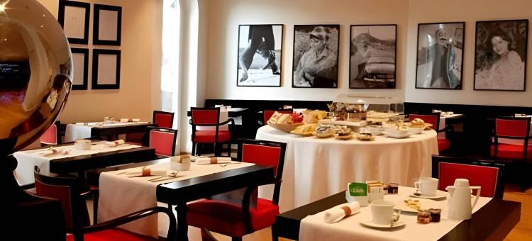 斯里酒店(Siri Hotel)图片