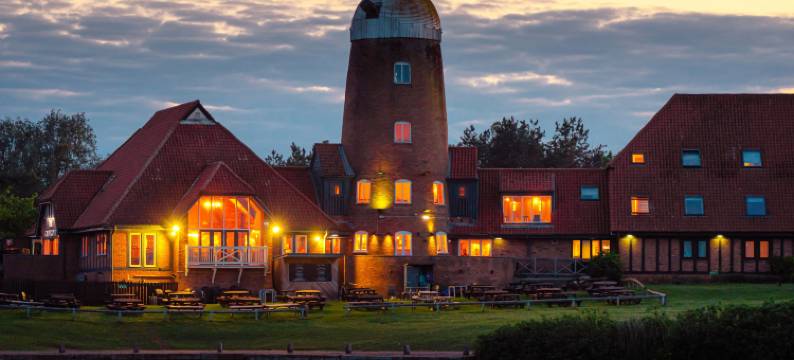 米尔顿凯恩斯东M1-J14路口假日酒店(Holiday Inn MILTON KEYNES EAST M1, JCT.14 by IHG)图片