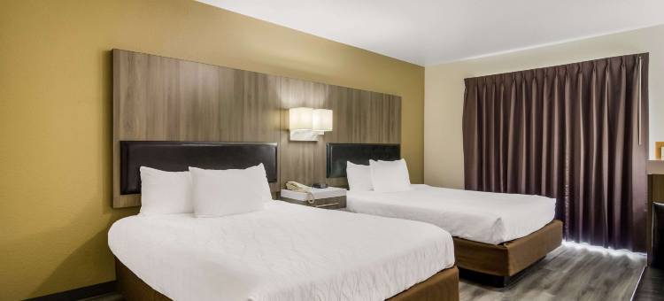 罗德威酒店 伊纳姆克劳 雷尼尔山-水晶山地区(Rodeway Inn Enumclaw Mount Rainier-Crystal Mountain Area)图片