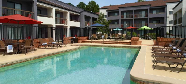 罗利市中心万怡酒店(Courtyard Raleigh Midtown)图片