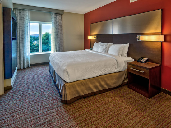 布莱克斯堡大学Residence Inn 酒店