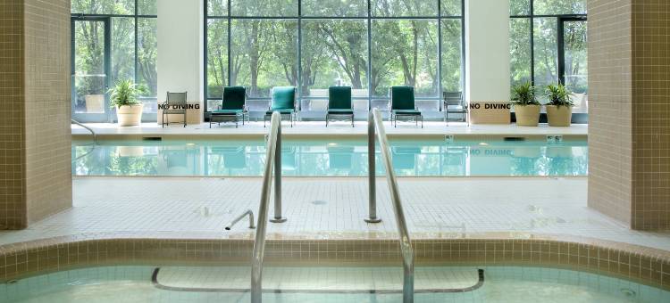 芝加哥-唐纳斯格罗夫希尔顿逸林套房酒店&会议中心(DoubleTree Suites by Hilton & Conference Center Chicago - Downers Grove)图片