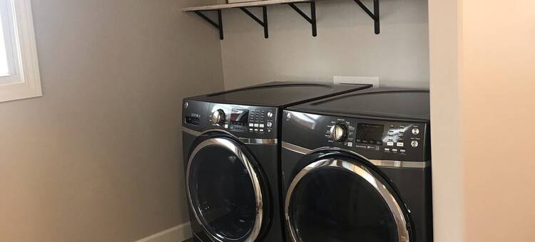 Rose Lake,  Cottage with Pontoon, Coldwater, Michigan (aka Lake of the Woods)图片