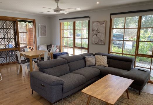 Cowes Chapel Beach HouseHotel Overview