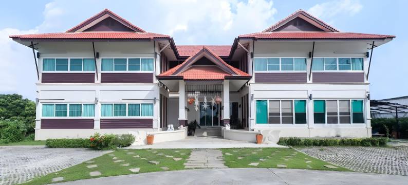 南奔德蓬柴家园酒店(De Phunchai Hometel)图片