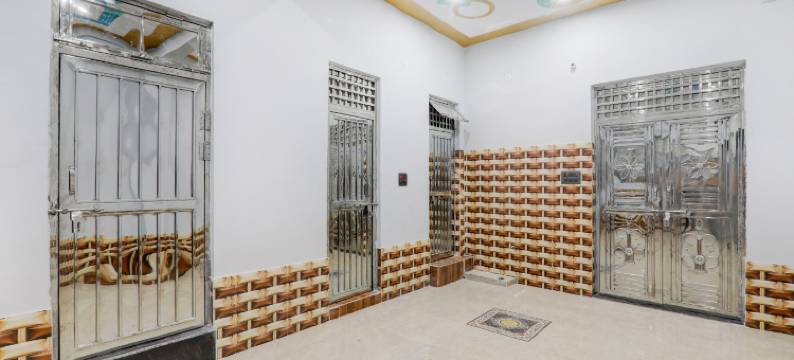 Spot on by OYO Royal Villa Hotel图片