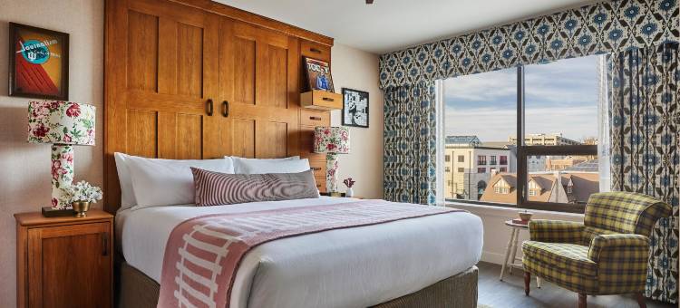 希尔顿布卢明顿研究生酒店(Graduate by Hilton Bloomington)图片