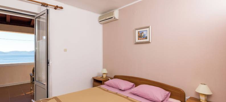 卡塔里纳公寓客房别墅酒店(Apartment & Rooms Villa Katarina)图片