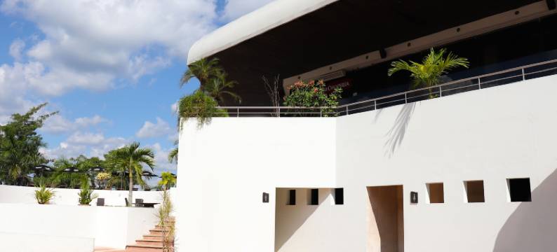 比亚埃尔莫萨机场假日酒店(Holiday Inn VILLAHERMOSA AEROPUERTO by IHG)图片