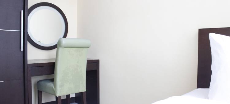 豪华舒适的4卧室Galeri Ciumbuleuit公寓(Deluxe & Cozy 4Br Galeri Ciumbuleuit Apartment)图片