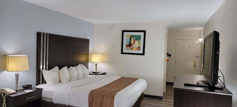 特雷霍特大学区凯艺酒店(Quality Inn Terre Haute University Area)图片