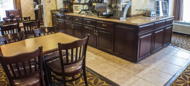 伊利-I 90速8酒店(Econo Lodge)图片