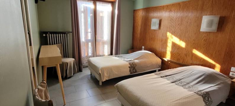 乌鸦湖酒店(Hotel du Lac des Corbeaux)图片