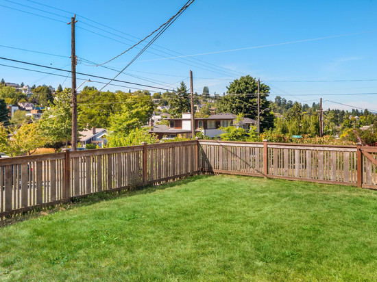 西雅图梦想度假屋酒店 - 高速公路