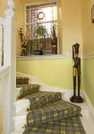 Knap Guest House - Homestays