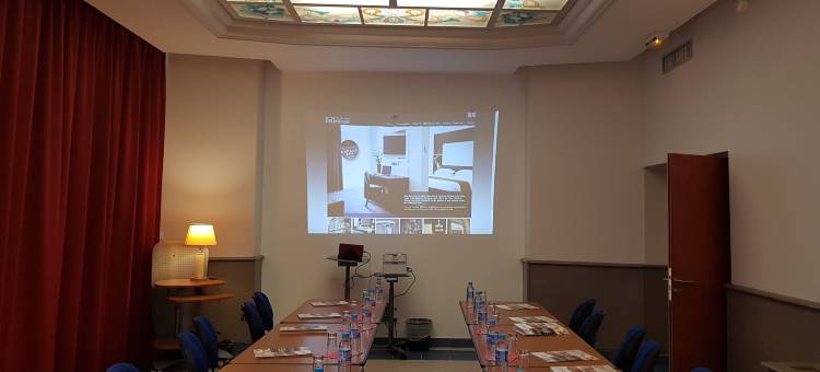 格里尼昂英式酒店(Brit Hotel de Grignan Vichy)图片