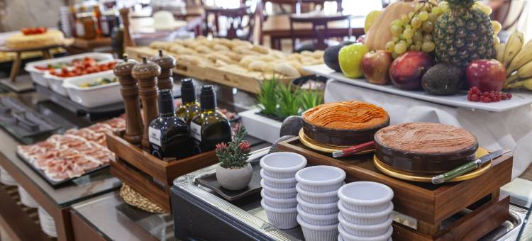 马西亚阿尔法罗斯酒店(Hotel Macià Alfaros)图片