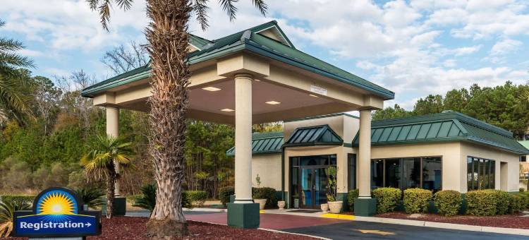 列治文山/萨凡纳温德姆戴斯酒店(Days Inn by Wyndham Richmond Hill/Savannah)图片