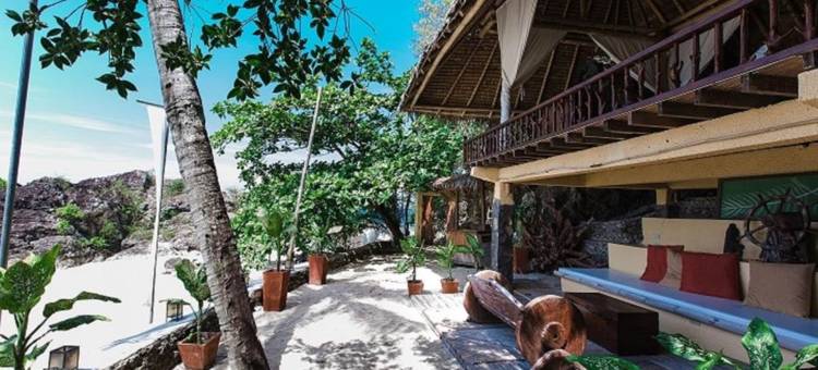 拉卢兹海滩度假村(La Luz Beach Resort)图片