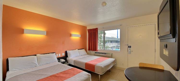 德克萨斯圣马科斯 6 号汽车旅馆(Motel 6 San Marcos, TX)图片