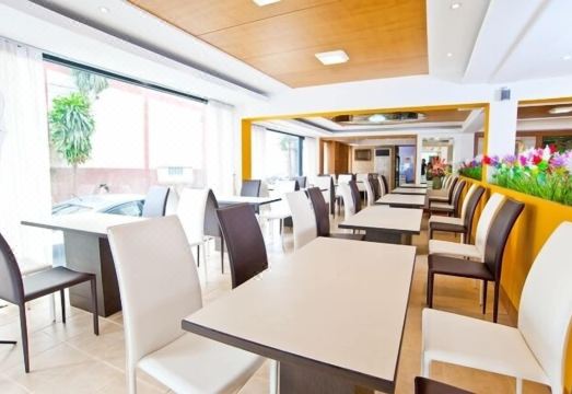 Siam Paradise Entertainment Complex Hotel Overview