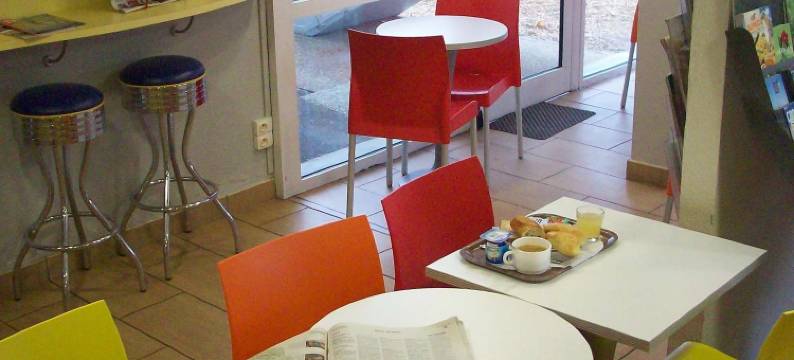 南图尔 - 图尔钱布雷布普瑞米尔经典酒店(Premiere Classe Tours Sud - Chambray LÈS Tours)图片