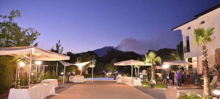 埃特纳白色之家-瑞莱斯&查尔梅(B&B Blanc Maison Etna Relais & Charme)图片