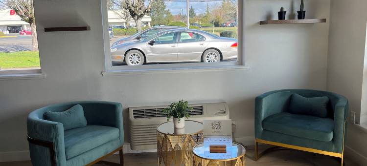 福里斯特格罗夫希尔斯伯勒美洲最佳价值套房酒店(Americas Best Value Inn & Suites-Forest Grove/Hillsboro)图片