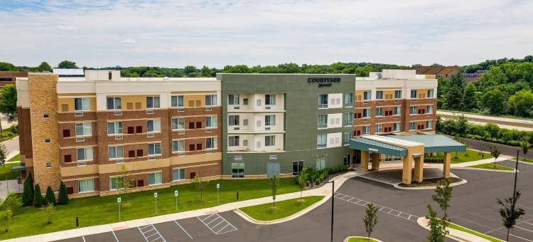 底特律法明顿山万怡酒店(Courtyard Detroit Farmington Hills)图片